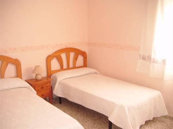 Hostal Villa Mercedes Chipiona Esterno foto
