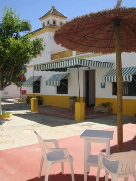 Hostal Villa Mercedes Chipiona Esterno foto